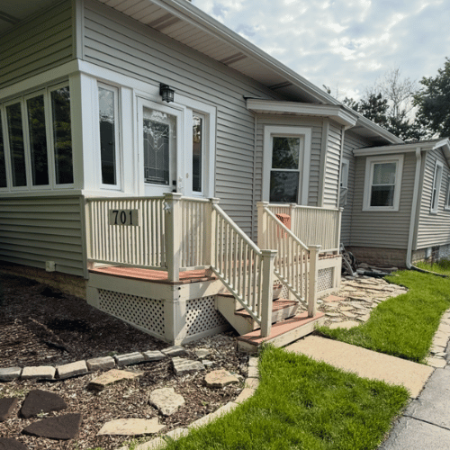 Custom Decks & Wood Stairs Chicagoland